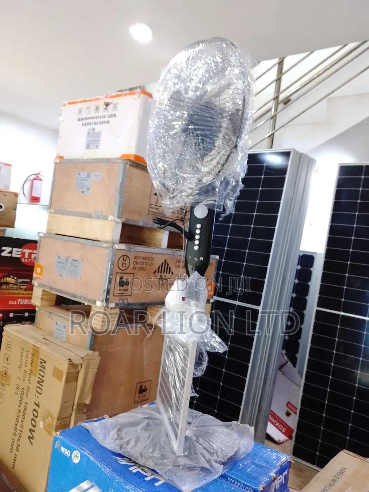 16inch Solar Rechargeable Fan With Panel