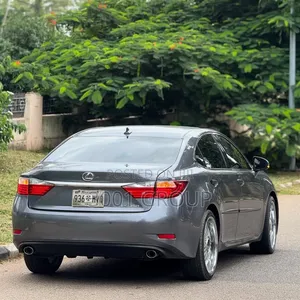 Lexus ES 2014 Gray