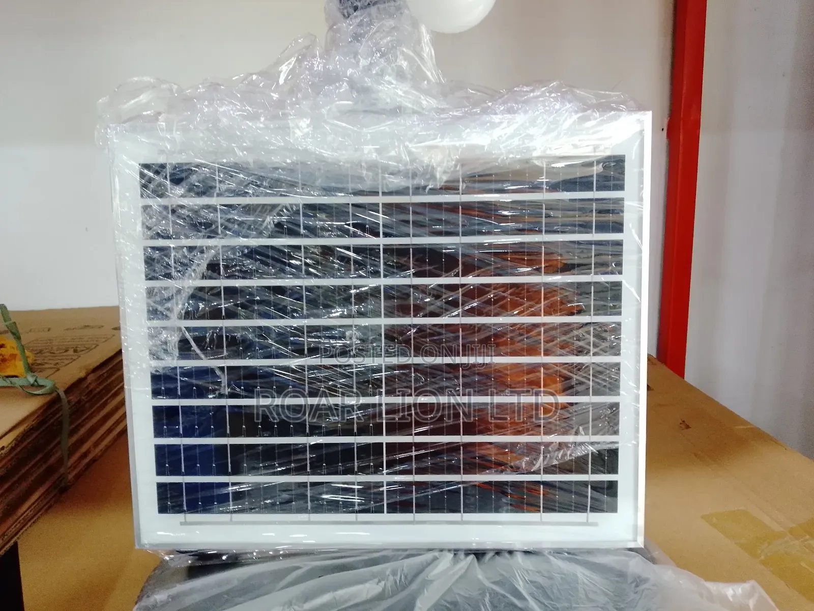 16inches Solar Rechargeable Fan With Panel