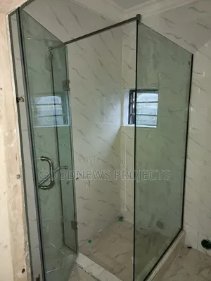 Frameless {Shower Glass Cubicle)
