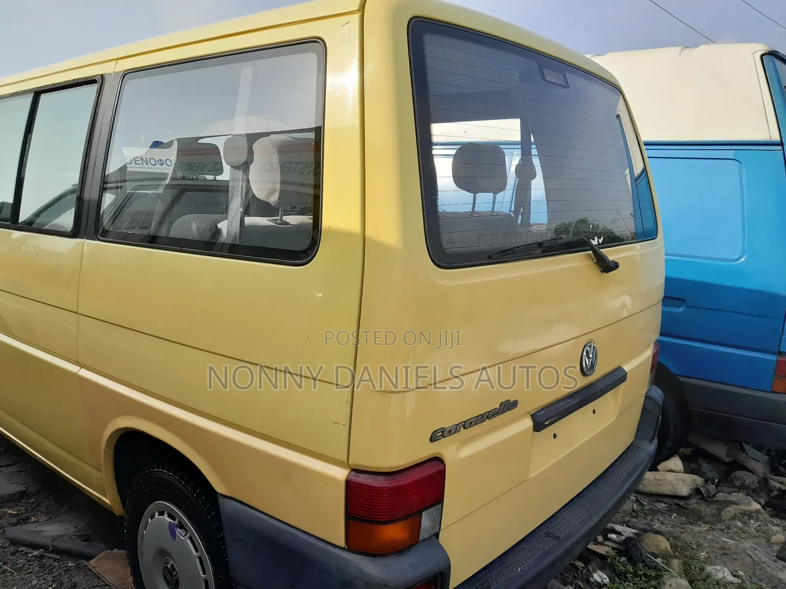 Volkswagen Transporter 2005 Yellow