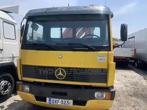 Mercedes-Benz 1317 With Hiab