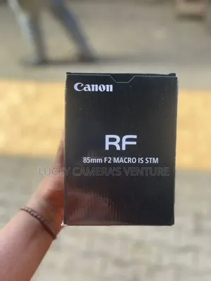 Canon 85mm Rf F2 Macro Is STM