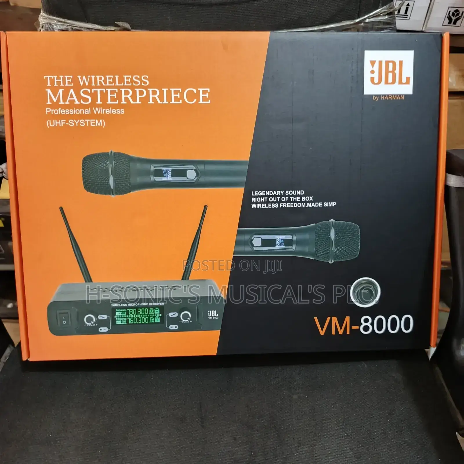 Professional JBL Vm-8000 Wireless Microphone.