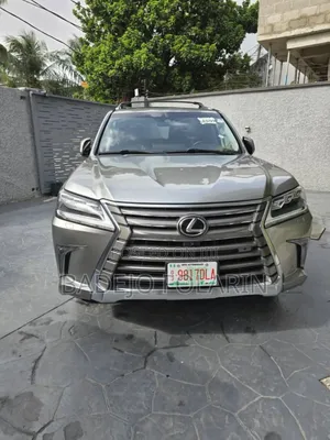Lexus LX 570 (5 seats) AWD 2018 Gold