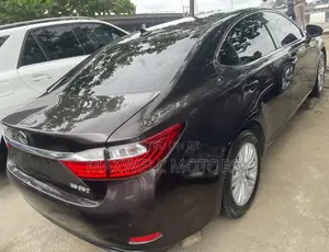 Lexus ES 350 FWD 2015 Brown