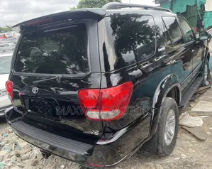 Toyota Sequoia Limited 4dr SUV 4WD (4.7L 8cyl 5A) 2006 Black