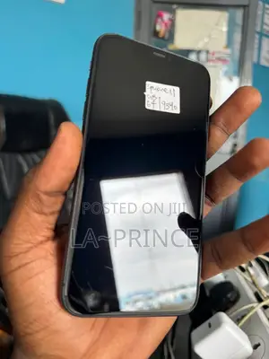 Apple iPhone 11 64 GB Blue