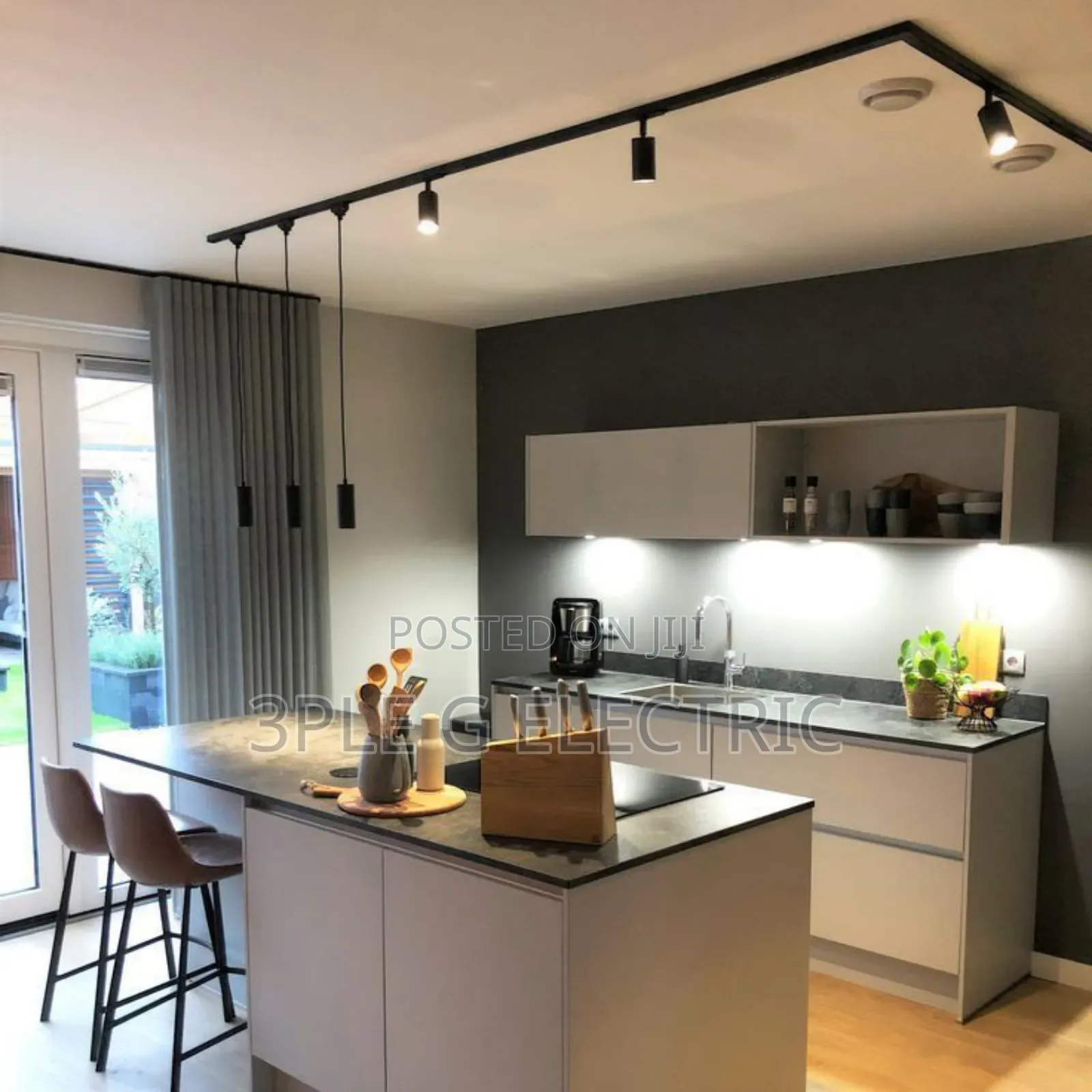 Latest Magnetic Track Light for Kitchen