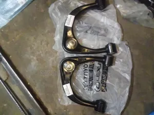 Upper Arm Hilux 2014