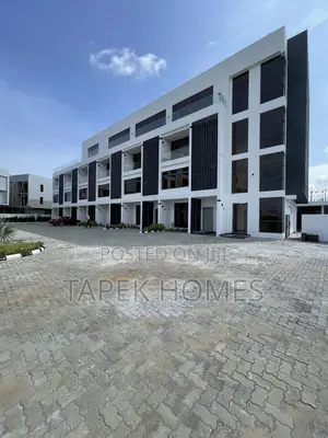 Photo - 5bdrm Penthouse in Lekki for sale