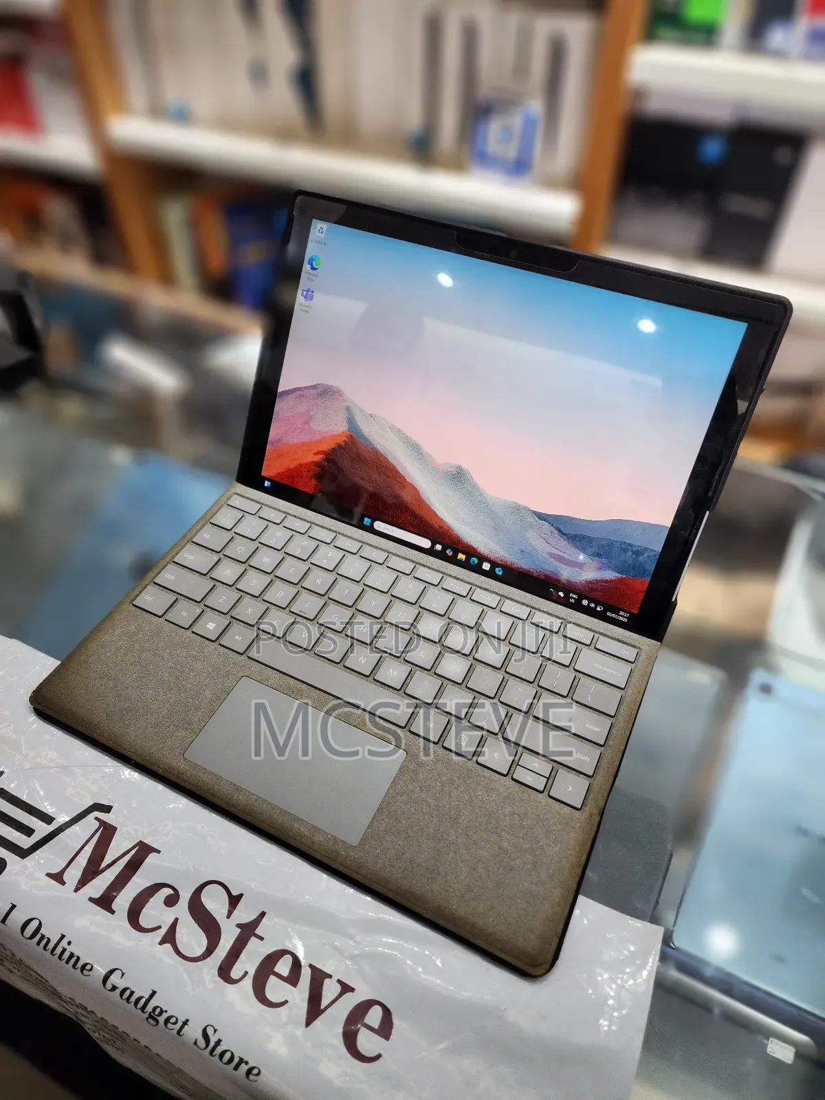 Laptop Microsoft Surface Pro 7+ 16GB Intel Core I7 SSD 512GB