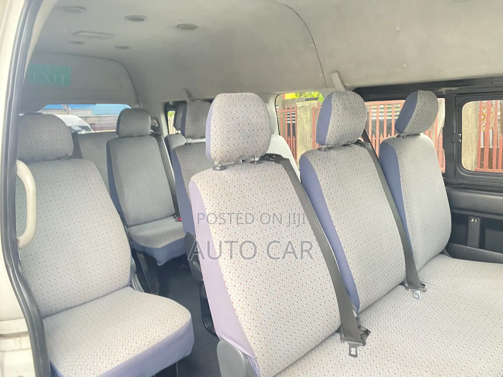 Toyota HiAce 2015 White
