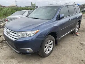 Photo - Toyota Highlander 2.7L 2WD 2013 Blue