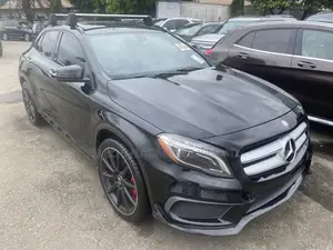 Photo - Mercedes-Benz GLA 250 2015 Black