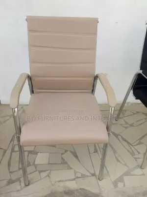 Photo - Beautiful Lovely Design Visitor 4 Legs Office Visitor Chair