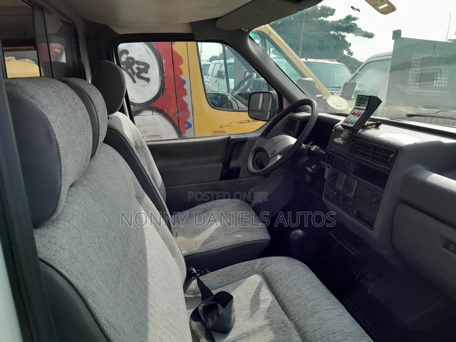 Volkswagen Transporter 2002 White