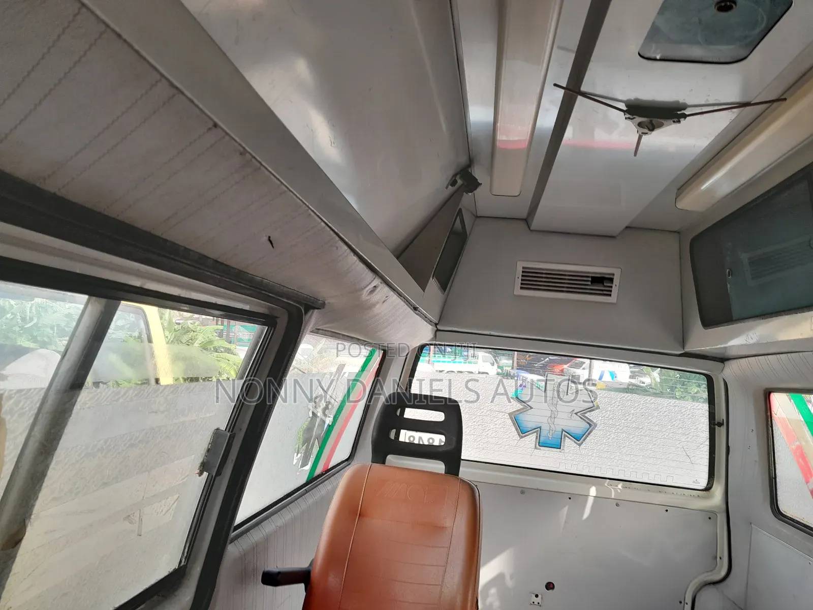 Volkswagen Transporter 2002 White