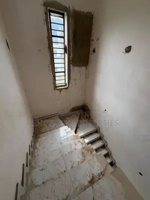 5bdrm Duplex in Lere Adigun Estate, Ibadan for rent