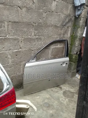 Lexus Es330 or 300 Front Door Left Side