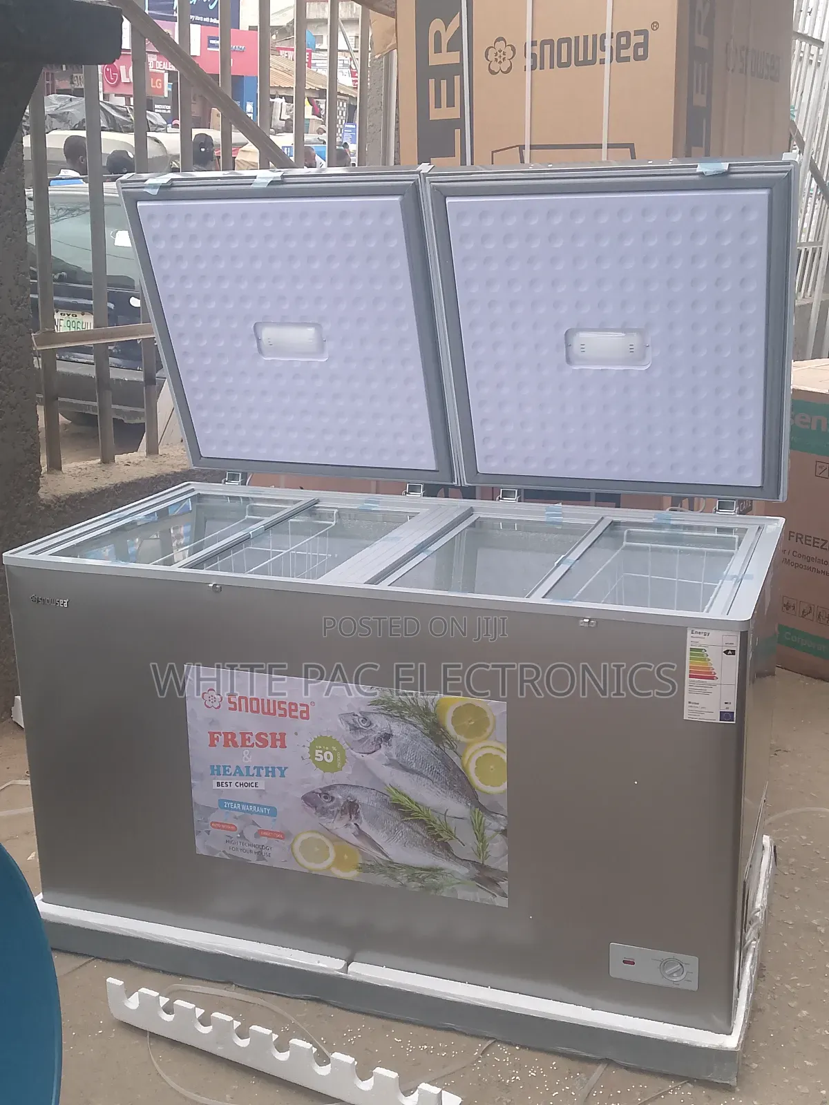 Snowsea Freezer 600 Litres Double Door  External > 1 Yrs
