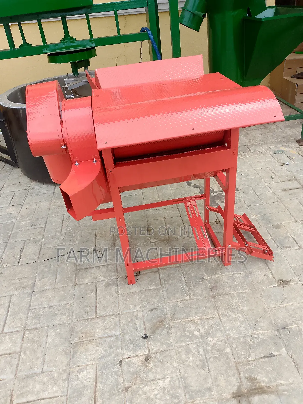 Rice Thresher