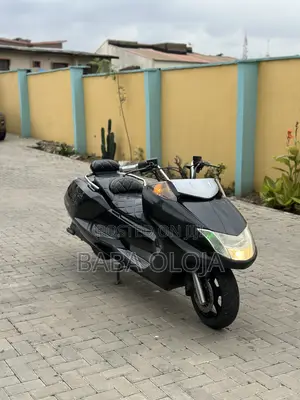 Photo - Yamaha 2017 Black