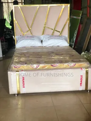 Photo - 4.5 by 6 Padded Bedframe