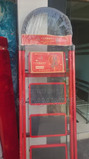Luxury Ladders.