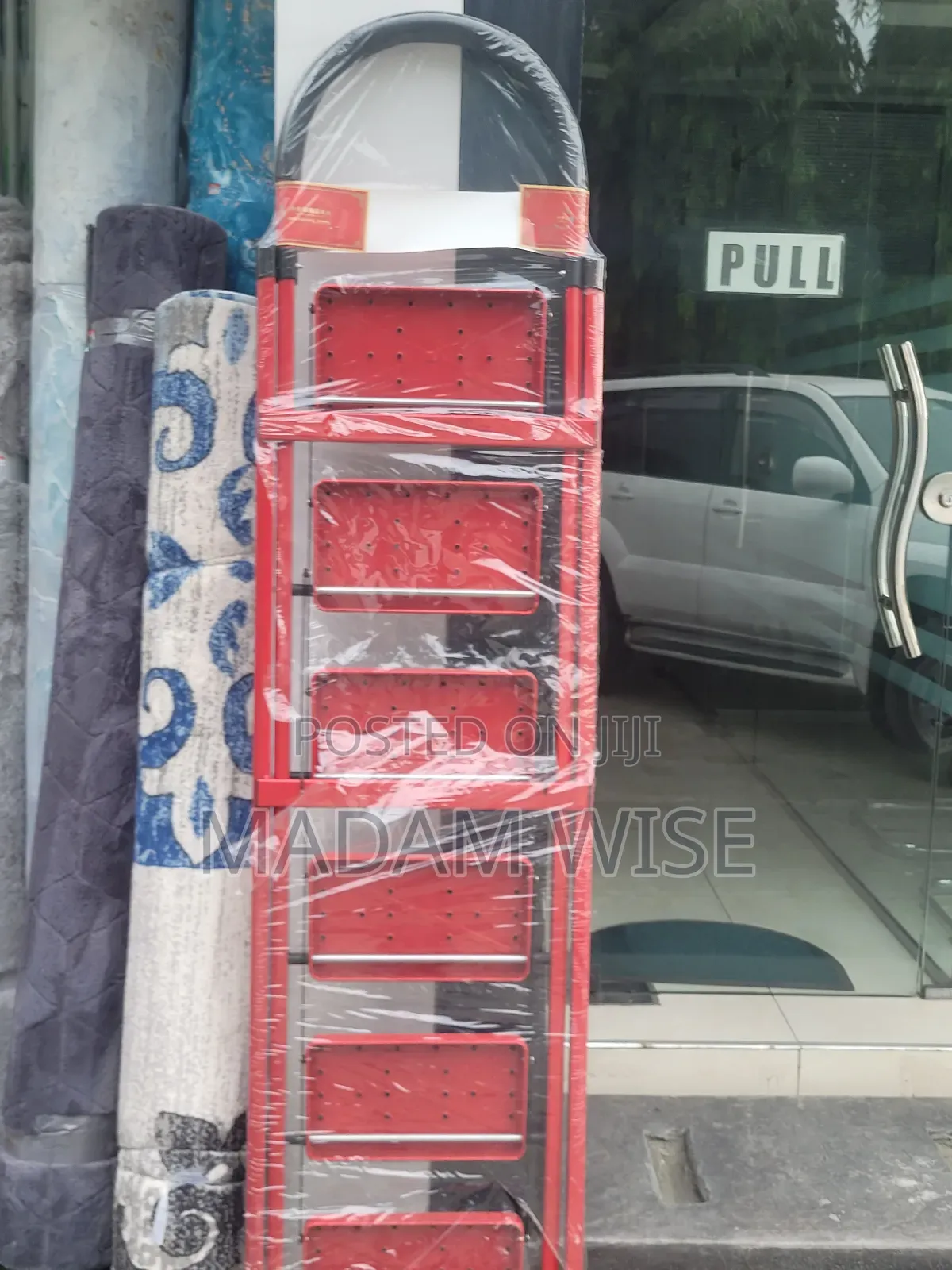Luxury Ladders.