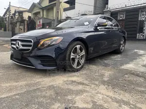 Mercedes-Benz E300 4Matic AWD Sedan (2.0L 4cyl 9A) 2017 Blue
