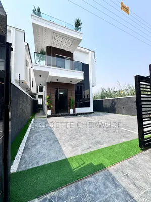 5bdrm Duplex in Ajah for sale