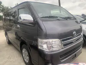 Toyota HiAce 2012 Black