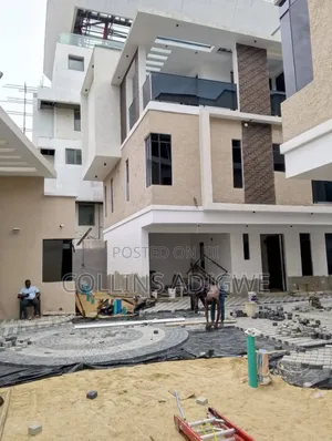 4bdrm Duplex in Lekki for sale