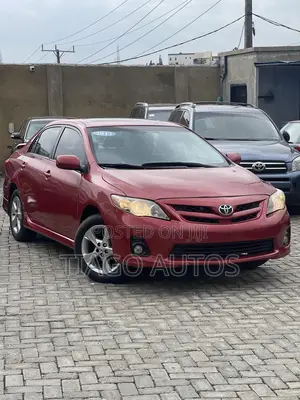 Toyota Corolla S 4dr Sedan (1.8L 4cyl 4A) 2013 Red