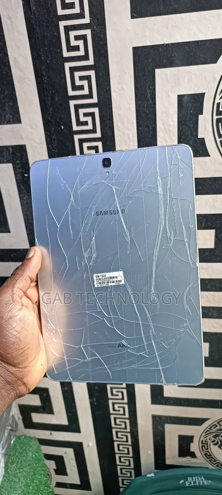 Samsung Galaxy Tab S3 9.7 32 GB Gray