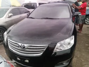 Photo - Toyota Camry LE 4dr Sedan (2.5L 4cyl 6A) 2011 Matt Black