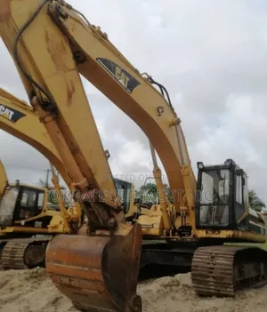 Photo - Belgium (Tokunbo) Cat Excavator 330bl