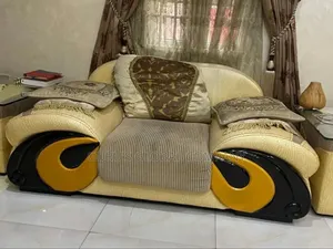 Luxury Foreign High Quality Chairset Table And 2 Side Stools
