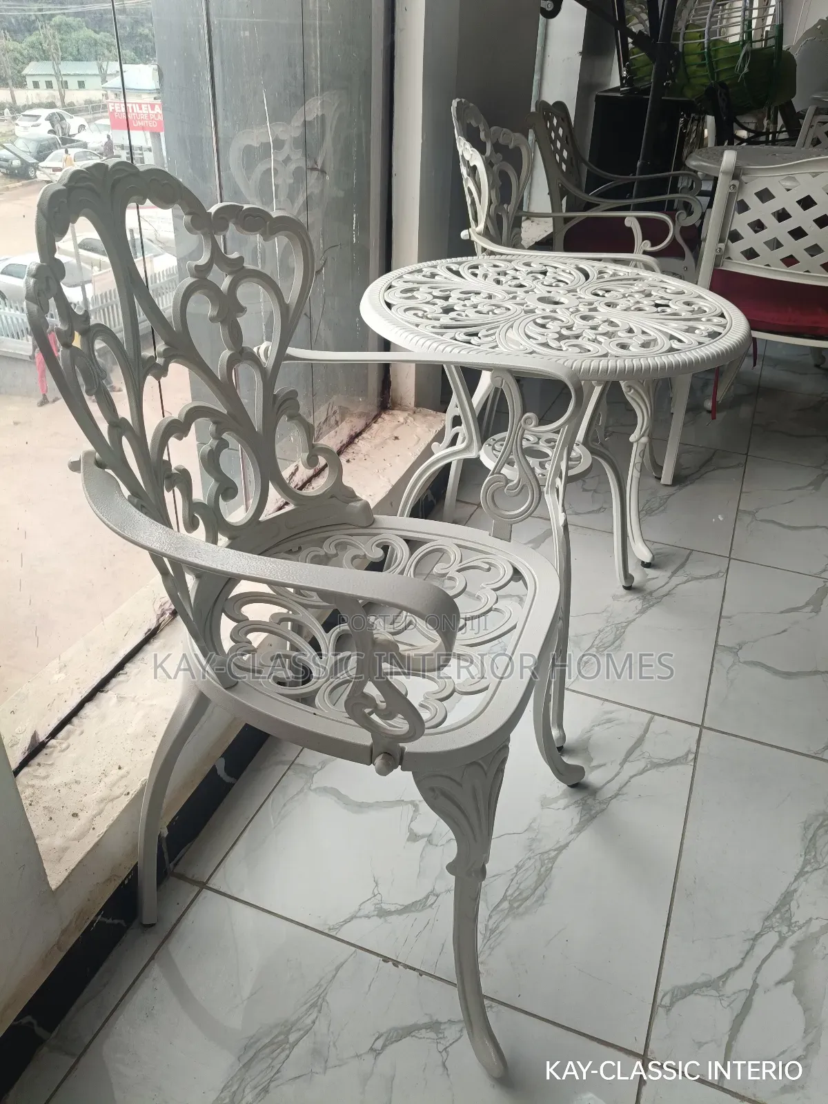 Outdoor Discussion Chairs And Table