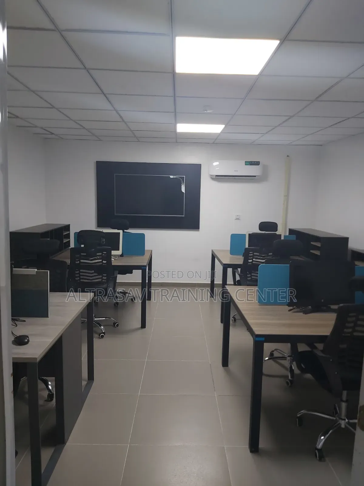 Training/Meetings and Conferencing Centre