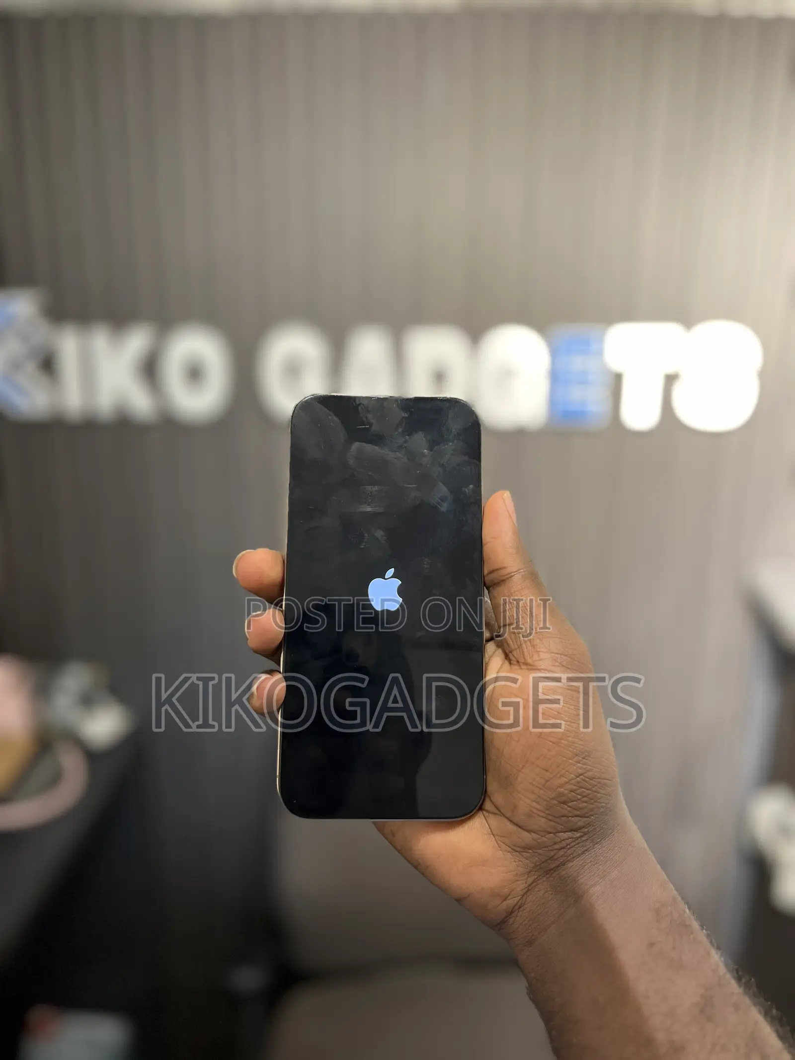 Apple iPhone 16 Pro Max 256 GB Gold