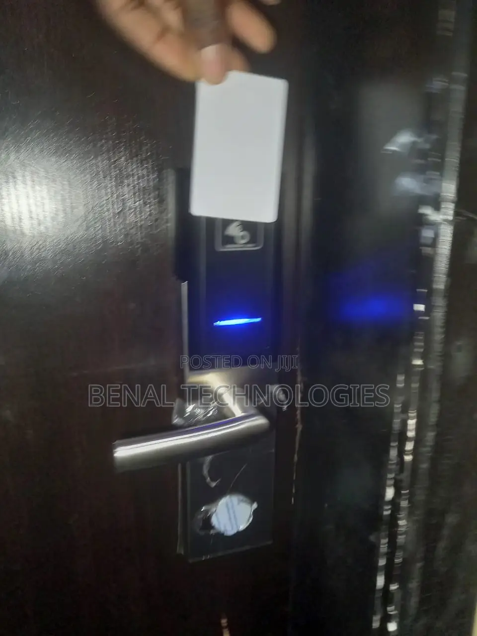 Efficient Hotel Locking Using Card Access Digital Control