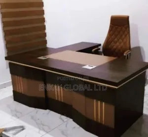 Magnificent Executive Office Chair and Table