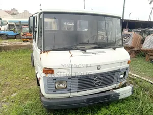 Mercedes Benz Actros White 1998