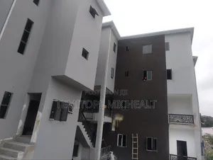 4bdrm Townhouse/Terrace in Main Mabushi for sale