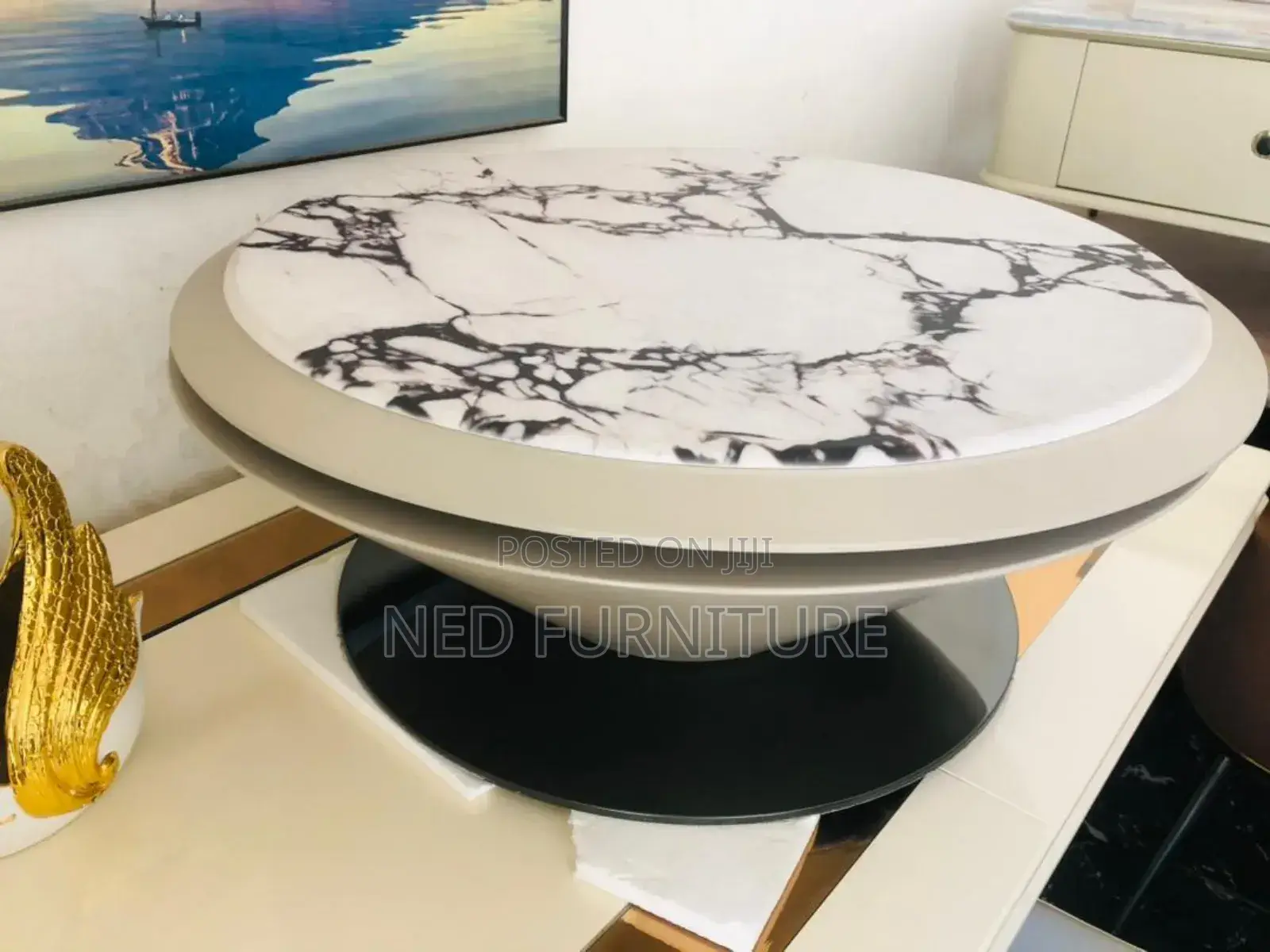 Unique Well Polished Center Table