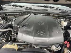 Toyota Tacoma 4dr Double Cab 2016 Brown