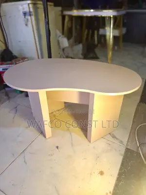 Photo - Mango-Shaped Center Table
