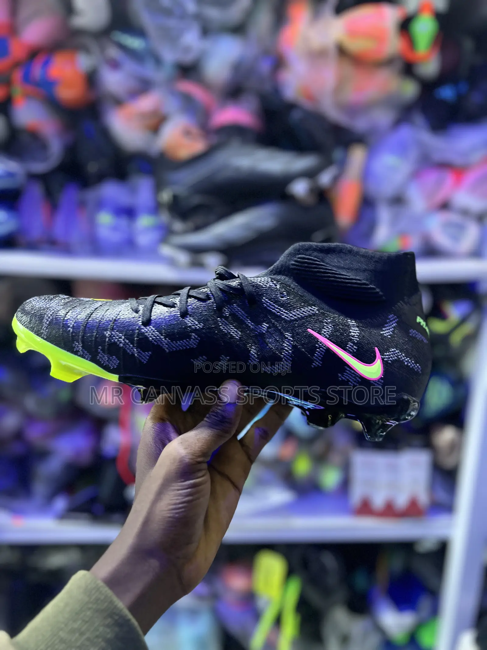 Nike Phantom Luna